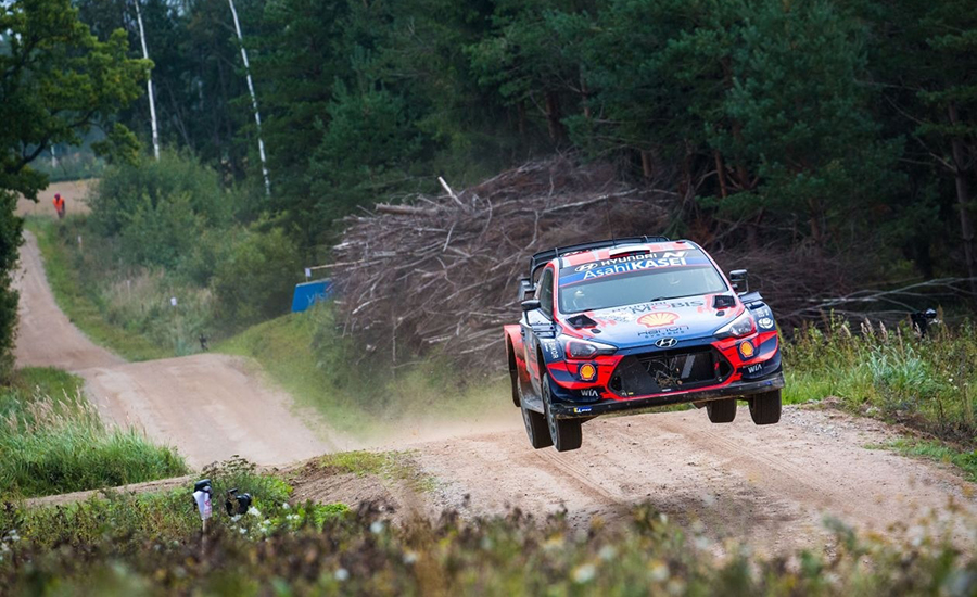 Tänak wint eerste Rally van Estland!