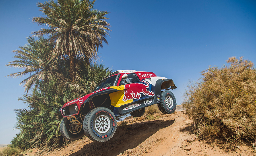 Sainz en Peterhansel ook in 2021 met X-Raid naar Dakar Rally