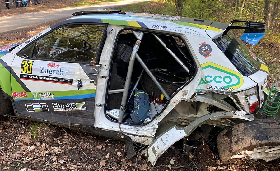 De Skoda Fabia Rally2 Evo van Cecric de Cecco na zijn sortie in KP7