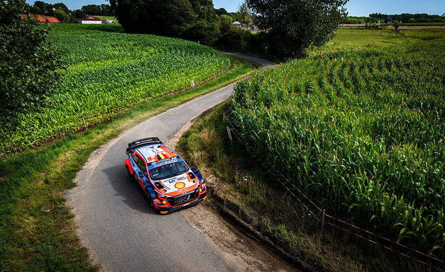 Neuville als leider naar slotdag WRC Ypres Rally