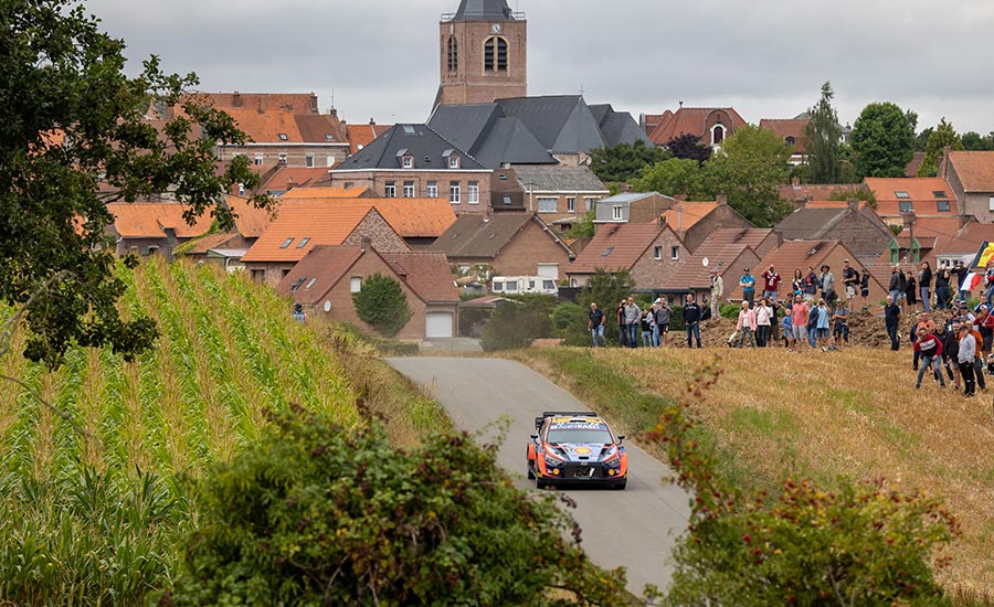 WRC Ypres Rally Belgium: Tänak neemt leiding over na crash Neuville