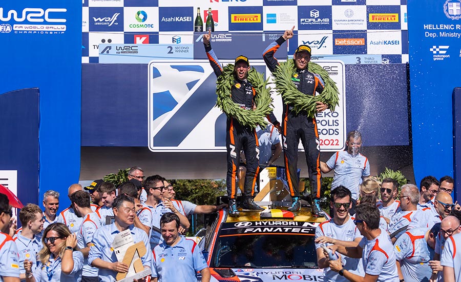 Acropolis Rally: Neuville wint, historische 1-2-3 voor Hyundai