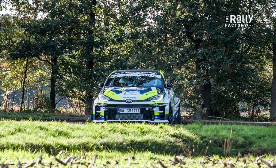 Pech voor snelle Vrielink in Twente Rally: "De snelheid lag zo hoog"