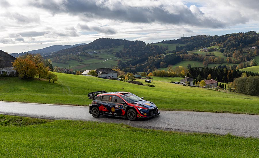 WRC CER: Neuville leider, Rovanperä op weg naar titel - Central European Rally