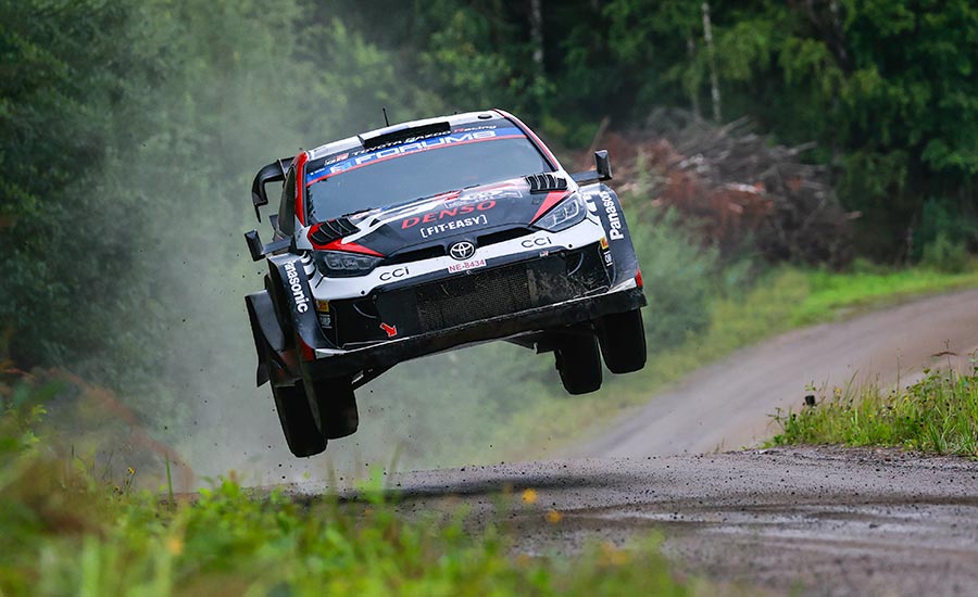 WRC Rally Finland: Rovanperä leider na vrijdag, 2 Hyundai's vallen uit