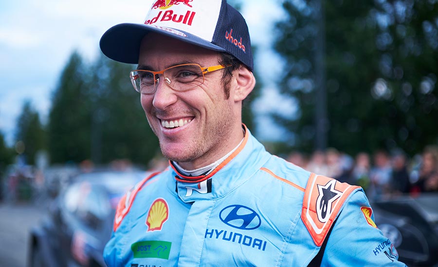 Neuville verlengt Hyundai WRC contract met één jaar