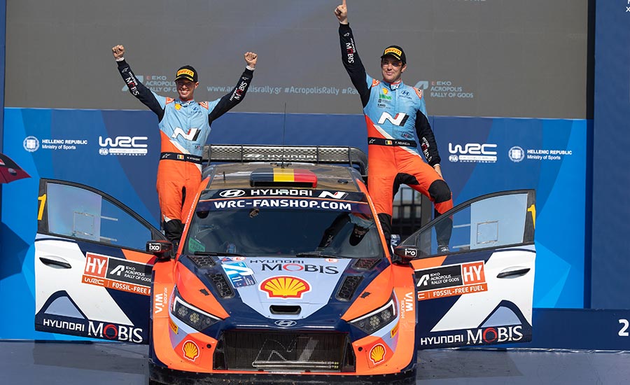 WERELDKAMPIOEN: Neuville & Wydaeghe WRC-kampioen na crash Tänak