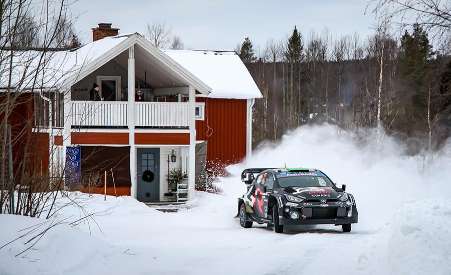 WRC Zweden: Evans leidt, top 5 binnen 9,1s, Ten Brinke crasht