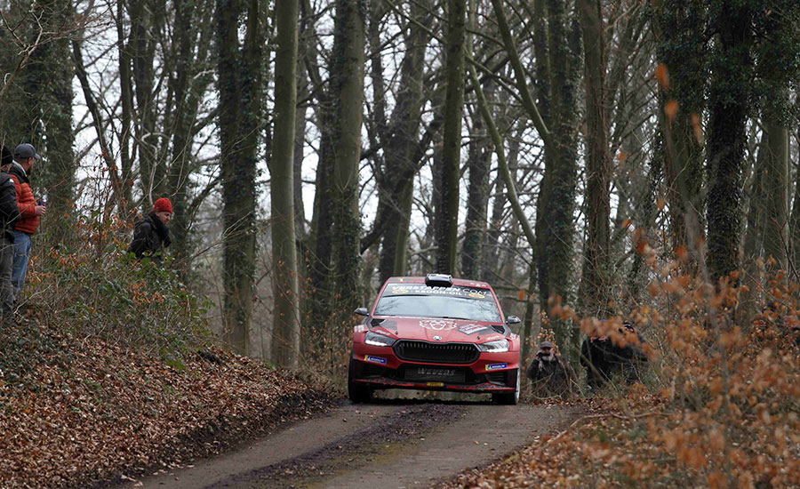 Jos Verstappen pakt winst in Rallye des Ardennes