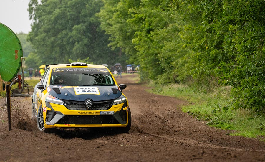 Anja van Loon blij met podium in moeilijke ELE Rally