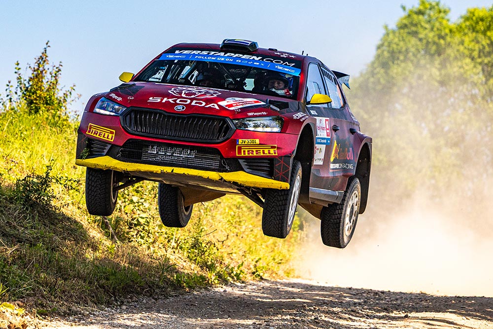 Jos Verstappen in actie (jump) tijdens de ERC (EK) Rally van Polen 2025 - Skoda Fabia RS Rally2