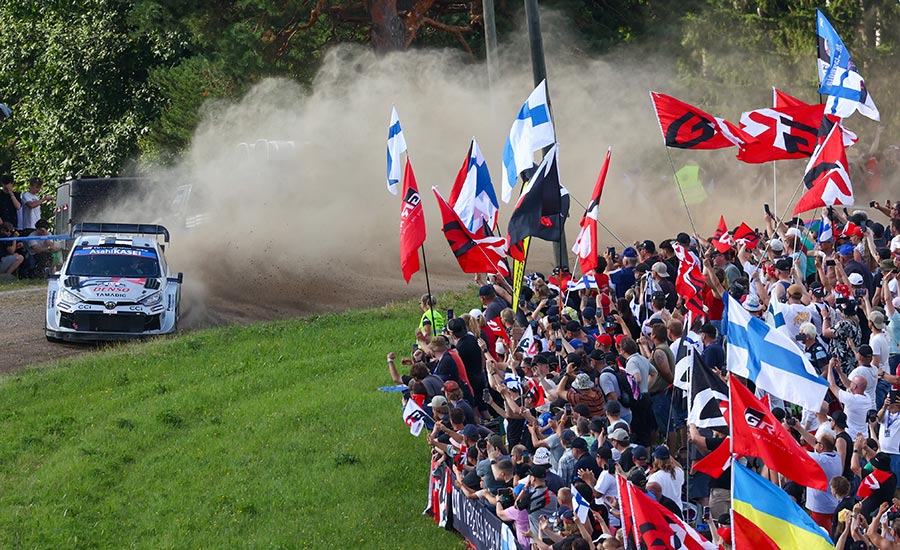 Rovanperä in recordtempo naar eerste thuiszege in WRC Rally Finland, WK ligt helemaal open