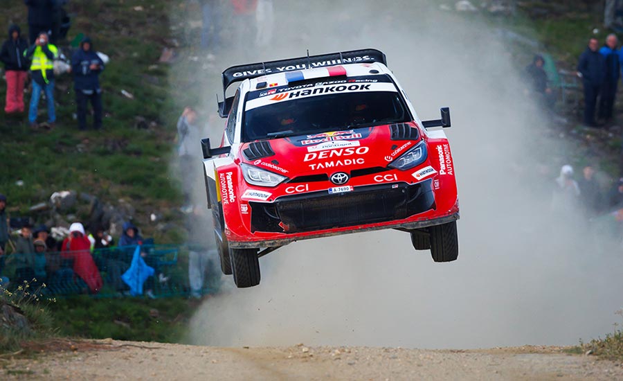WRC Portugal: Toyota en Hyundai aan elkaar gewaagd, Ogier leidt nipt voor Neuville na dag 2