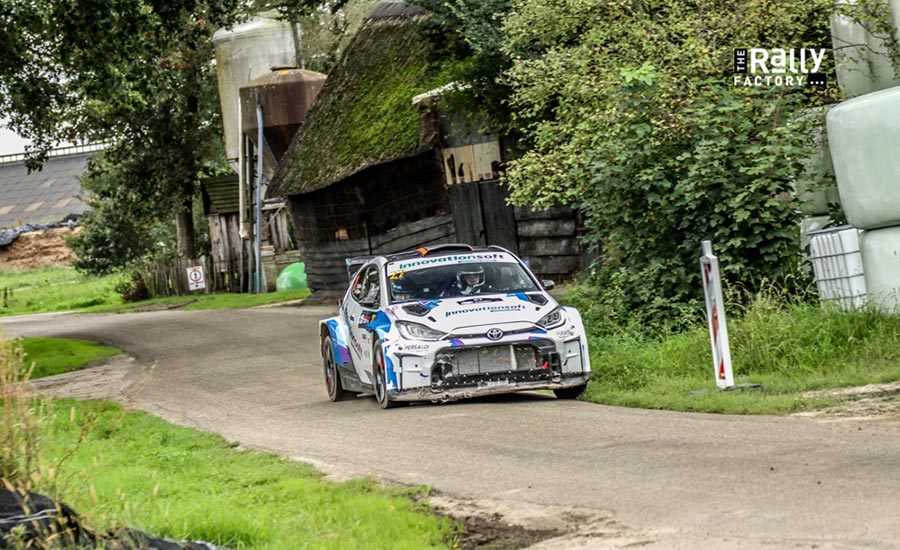 Eertink toont snelheid met Toyota GR Yaris Rally2 in Hellendoorn: "Moet vooral nog leren hoeveel deze auto daadwerkelijk kan"