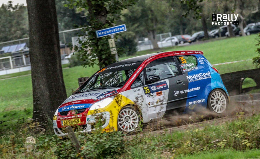 Nijsink en De Graaf zien P25 in allerlaatste kilometer van Hellendoorn Rally verdampen