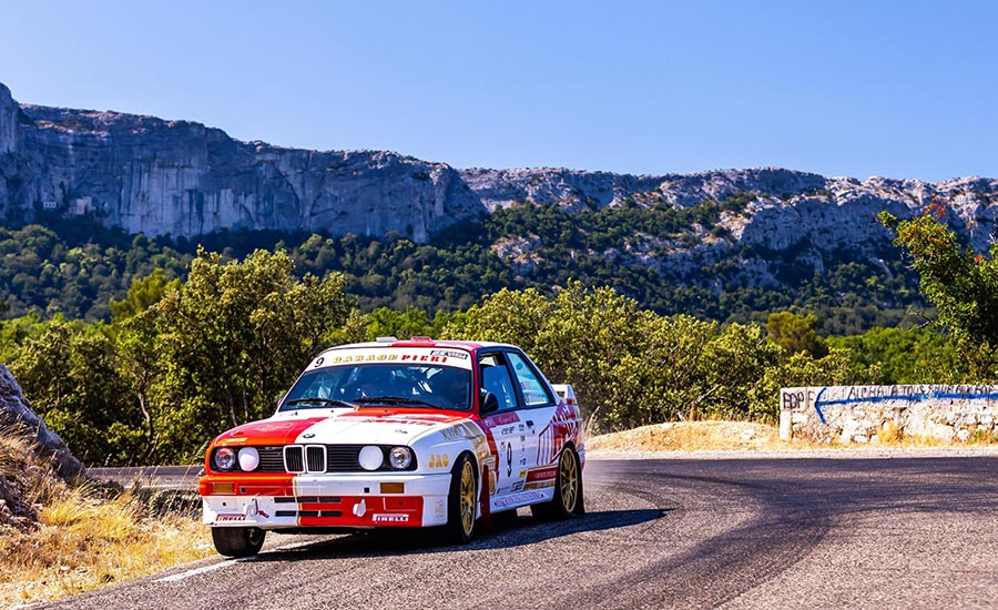 Tom Pieri met BMW M3 E30 naar Hellendoorn Historic Rally